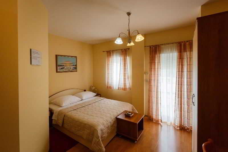 Adria Hotel
