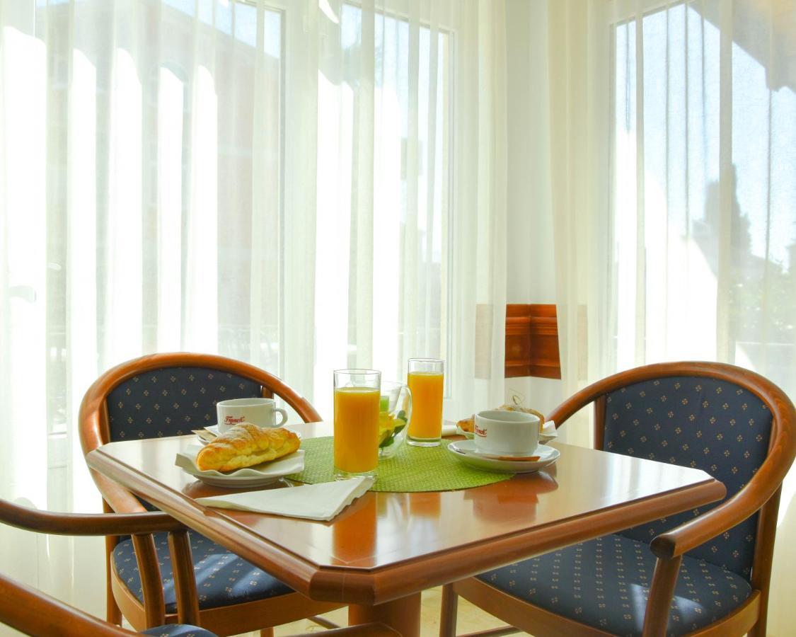 Hotel Adria 3*